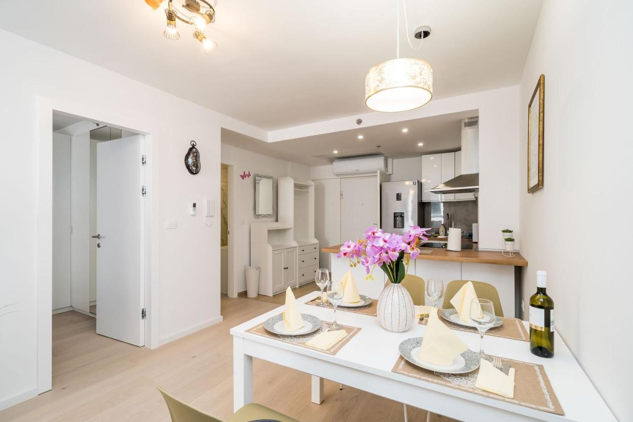 Apartment Nava - New And Spacious Gem - Free Parking Дубровник Екстериор снимка