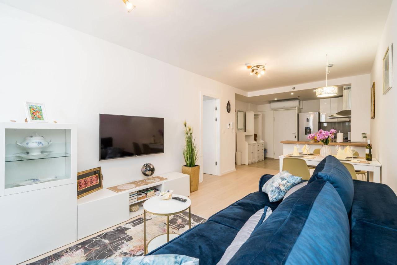 Apartment Nava - New And Spacious Gem - Free Parking Дубровник Екстериор снимка