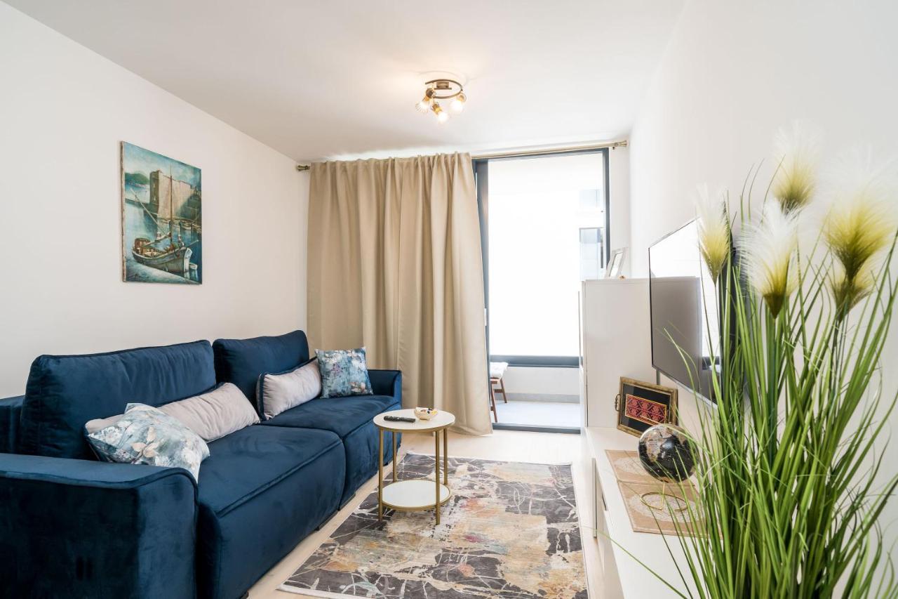 Apartment Nava - New And Spacious Gem - Free Parking Дубровник Екстериор снимка